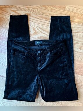 Paige Verdugo Ultra Slim Velvet Pants Black Size 26 Mid Rise Luxury Denim